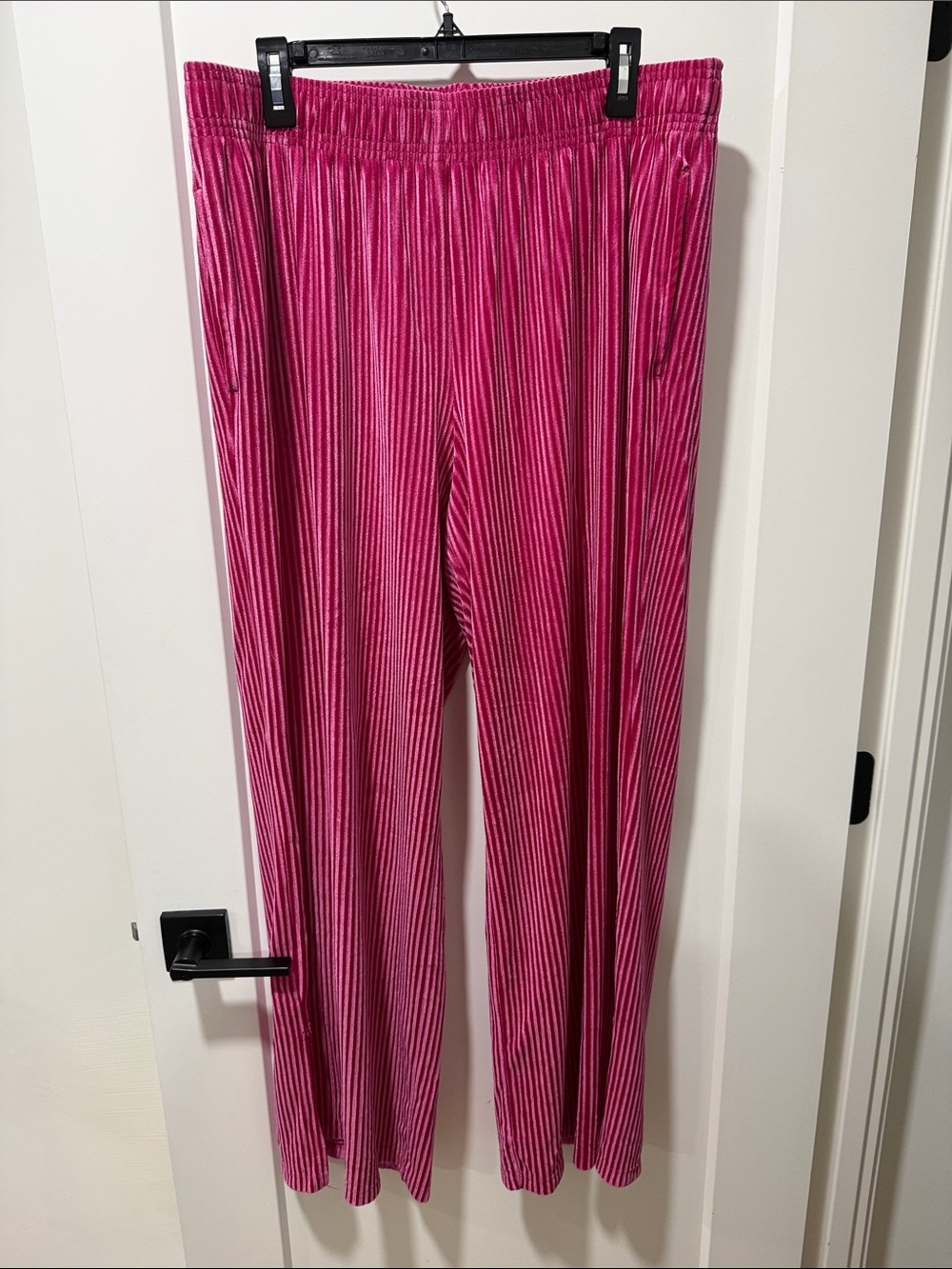 Colsie Women's Pink Ribbed Velvet Wide-Leg Pants Size XL